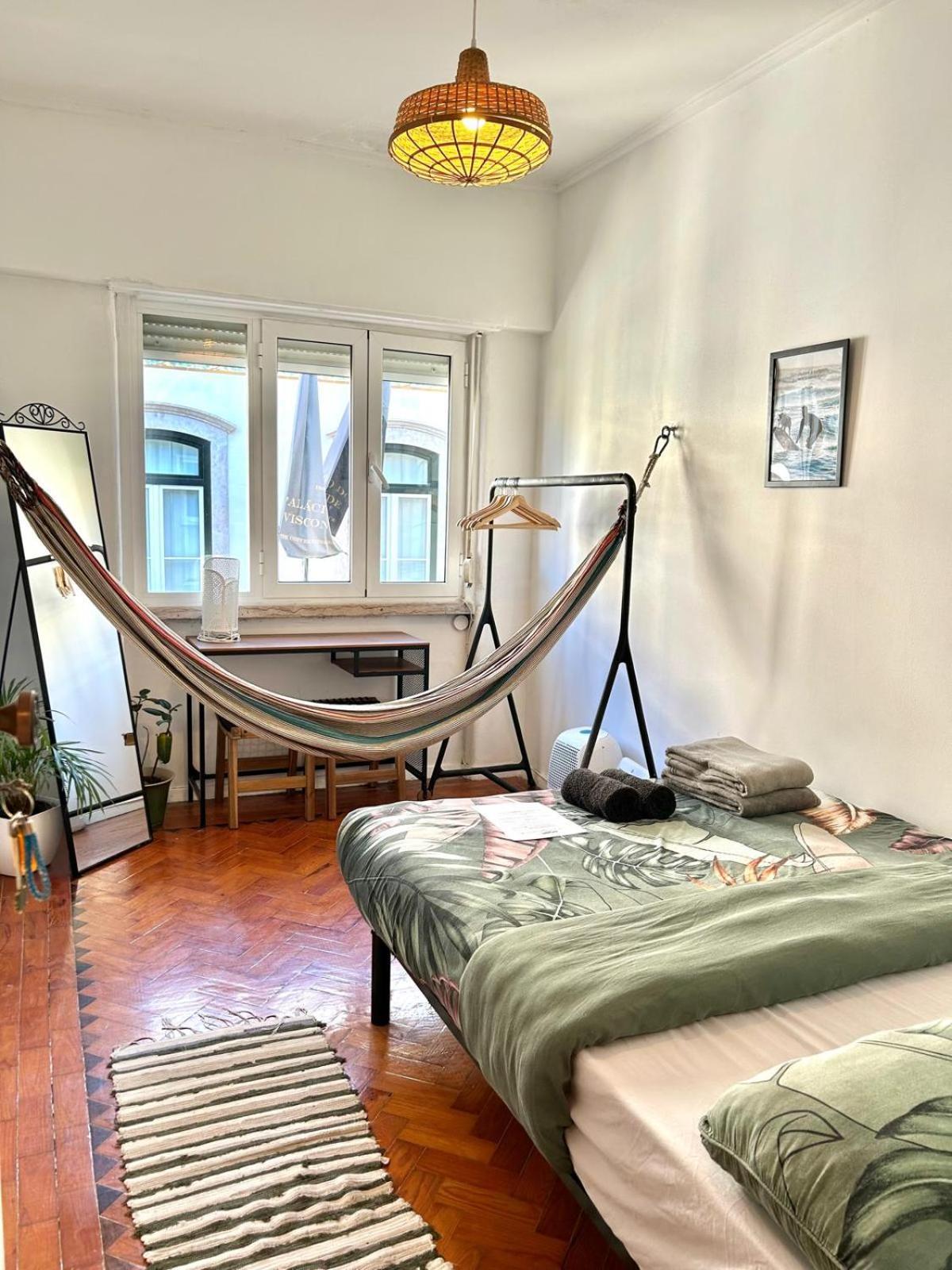 Maria Shared Apartment In Central Lisbon Luaran gambar